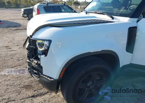 2023 Land Rover Defender 90 S z USA, uszkodzony, nr VIN SALEJ6EX4P2241675